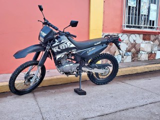 EN VENTA KMF 2023 CON SOLO 6600 KILOMETROS