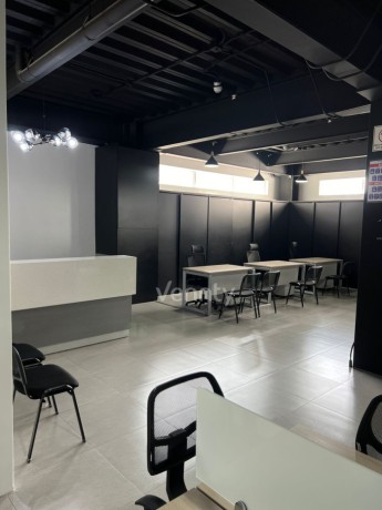 alquilo-oficina-en-edificio-colabora-big-1