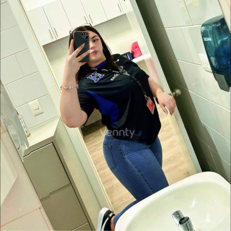 rica-prepago-caliente-con-lugar-sabrosa-rica-big-0