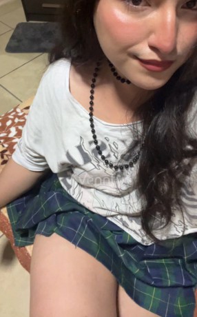 colegiala-69-cachonda-para-cumplir-tus-fantasias-servidora-sexual-big-2