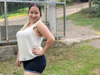 chica-chaparrita-y-gordita-busca-chicos-solventes-economicamente